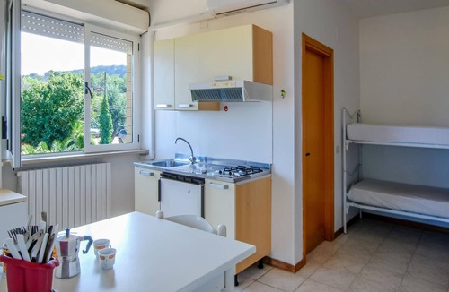 Campofilone Apartment | Enjoy your vacation on the beach of Tre Camini and explore the surroundings.