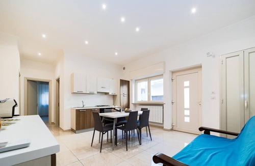 Gallipoli Apartment | ERMES DELUXE APARTMENTS * ENTIRE FACILITY