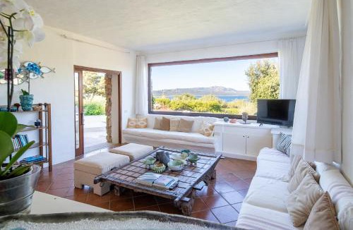 Porto Rotondo Villa | Exclusive Villa in Porto Rotondo with jacuzzipool