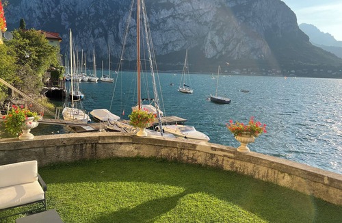 Valmadrera House | Experience unparalleled luxury in Lake Como in a 5-bedroom lake front home