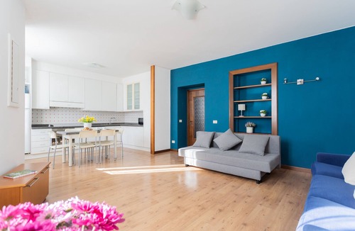 Azzano Apartment | Family Lake Apartment