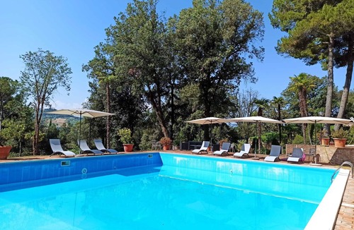 Treia House | Family room 3 persons in Villa with swimming pool