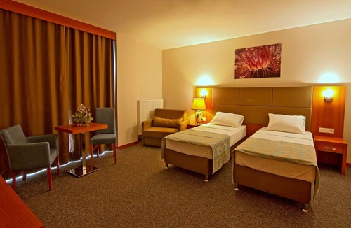 Pendik District Apartment | Family Rooms Rented in Istanbul, Tuzla, Turkey