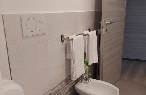 Reggio nell'Emilia House | FARE BnB Room del Parco