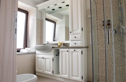 Bagnolo Piemonte Other | Farmhouse in Bagnolo Piemonte (Quadruple Room with Private Bathroom)
