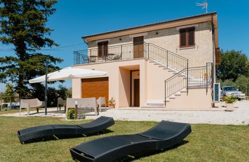 Montegranaro Apartment | Fattoria Cerqua Rooms and more