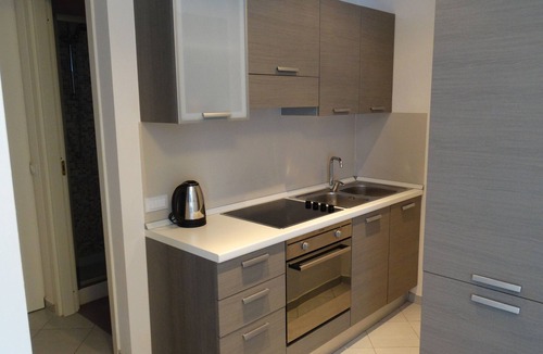 Arcola Apartment | FIGHETTA HOUSE with private parking and wallbox