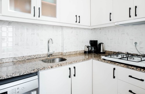 Galata Apartment | Flat w Balcony, Near Taksim Square in Istiklal