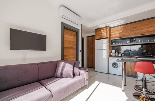 Alanya Apartment | Flat w Pool and Balcony 10 min to Beach in Alanya