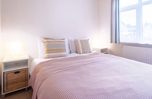 Rasimpasa Apartment | Flat with Balcony near Bull Statue in Kadikoy