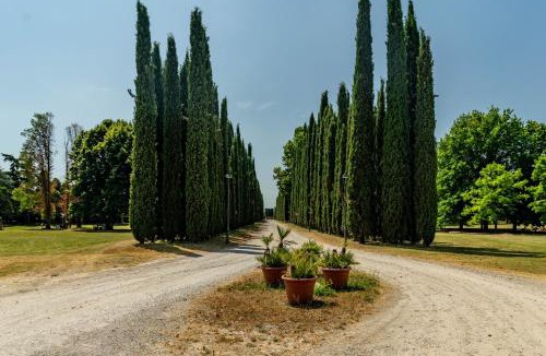 Brugherio Apartment | Fontanile Garden Villa