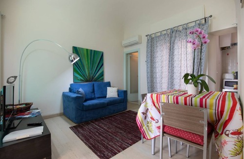 Viareggio Apartment | Foscolo 2, 100m from the beach
