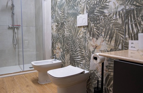 Miano Bed & Breakfast | Framí b&b. Comfort and relaxation surrounded by greenery, between the sea and the mountains.