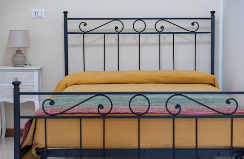 Miano Bed & Breakfast | Framí b&b. Comfort and relaxation surrounded by greenery, between the sea and the mountains.