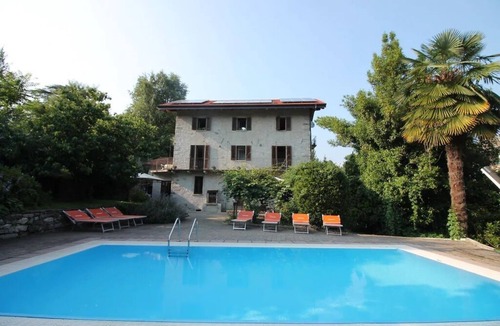 Vacciago Apartment | Frey apt. 1 + Frey apt. 2 at Lake Orta with garden and pool