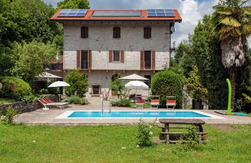 Vacciago Apartment | Frey apt. 1 + Frey apt. 2 at Lake Orta with garden and pool