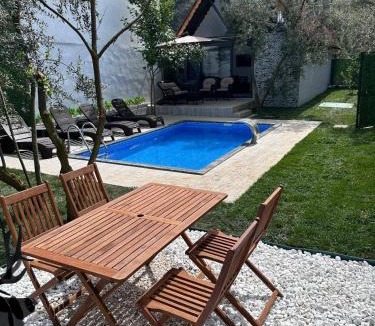 Iznik Other | Göçebe Kamp & Bungalov