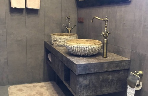 Eceabat House | Gallipoli-themed 1 Bedroom Luxury Studio Sleeps 3