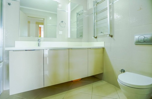 Pendik District Apartment | Gem of Tuzla: Modern and Cozy Flat w Balcony