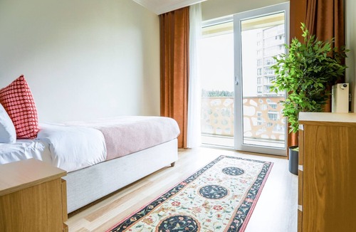 Pendik District Apartment | Gem of Tuzla: Modern and Cozy Flat w Balcony
