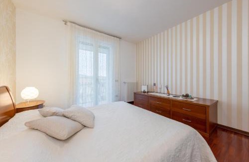 Due Carrare Apartment | GIOTTO Guesthouse