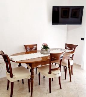 Monte Sacro Apartment | Giulia Home Apartment Metro Conca D'Doro Roma