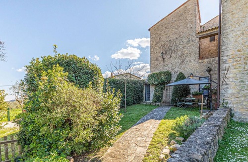 Acqua Loreto Apartment | Gorgeous apartment in Todi PG with WiFi