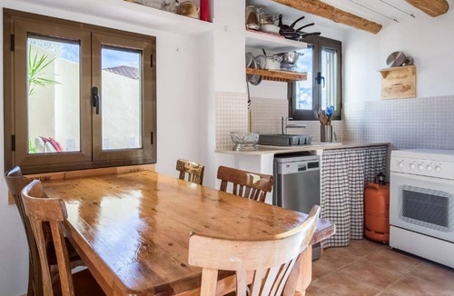 El Masroig House | Gorgeous home in El Masroig with WiFi