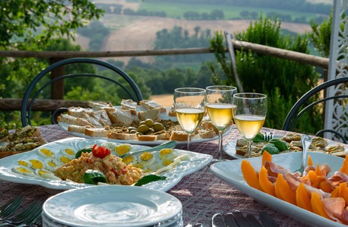 Loreto Villa | Gorgeous Villa overlooking Todi