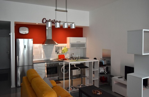 Rivas-Vaciamadrid Apartment | Gramophone Loft. Finest accommodation for your business/leisure stays in Madrid.