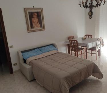 Rondinella - Baraggia - Restellone Apartment | grazioso bilocale a 100 MT dalla metropolitana