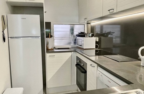Pals Apartment | GREEN CLUB P 102