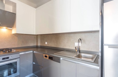 Cinarcik Hotel | Green Hills Suites