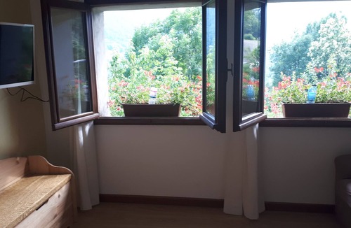 Domodossola House | GREEN HOUSE AND RELAXATION