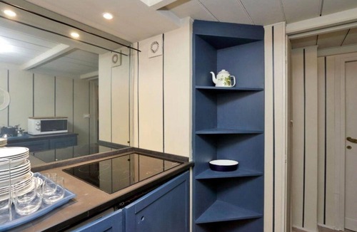 Rione IV Campo Marzio Apartment | Gregoriana 4112, Lovely Studio Apt In Rome City Centre By Halldis
