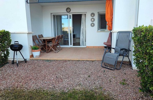 Sucina Apartment | Ground Floor Apartment with Terrace and Garden facing a huge Swimming Pool