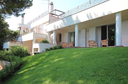 Andora Apartment | Ground floor sea view apartment with pool