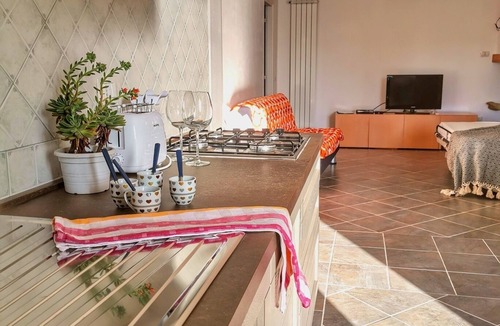 Siniscola Apartment | GRREN HOUSE nAPPARTMENT WITH GARDEN, veranda and barbecue, 1,5KM BY SEA