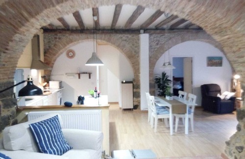 Vilacolum House | Guest house in Mas Rovira adapted reduced mobility 5 km from the beach