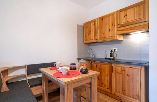 Tarvisio Apartment | GuestHost - Lovely Flat x6 in Nature with Parking Space