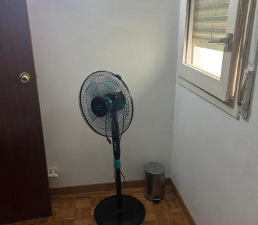 Figueres Apartment | Habitación doble privada en figueres