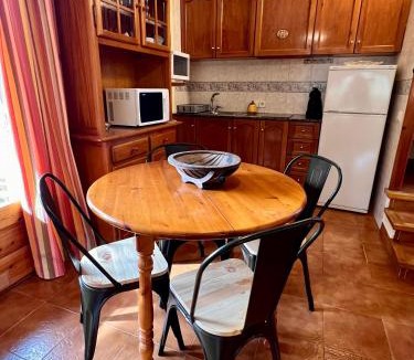 Setcases Apartment | HABITATGE FAMILIAR DE CAN BOTA ESTUDI