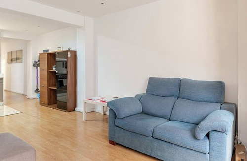 Safranar Apartment | Harmony Stay Apartment Patraix