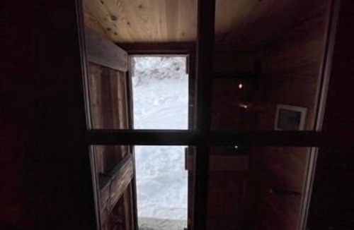 Alagna Valsesia Apartment | Heidi cabin at 2000 meters on the ski slopes of Monte Rosa in Alagna Valsesia