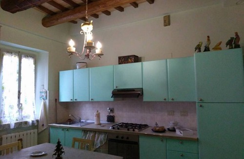 Petrignano Apartment | Historic residence with garden near Assisi