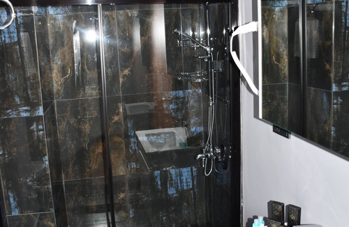 Cekmekoy Hotel | HMZ ACCOMMODATION CEKMEKOY