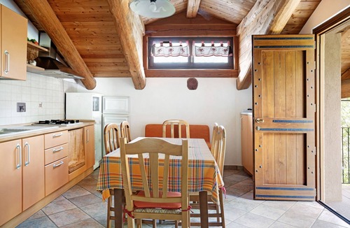 San Michele Prazzo Apartment | Holiday Apartment 'Anemone Tano Di Grich'"with Mountain View, 2 Balconies & Shared Terrace