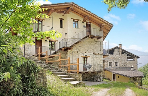 San Michele Prazzo Apartment | Holiday Apartment 'Anemone Tano Di Grich'"with Mountain View, 2 Balconies & Shared Terrace