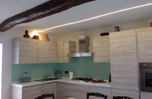 Madonna del Sasso Apartment | Holiday apartment TV satellitare in a casa del 1870