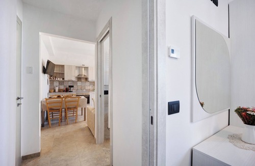 Andora Apartment | Holiday Apartment "Antichi Ricordi - Il Pollaio" with Private Terrace, Shared Pool & Wi-Fi